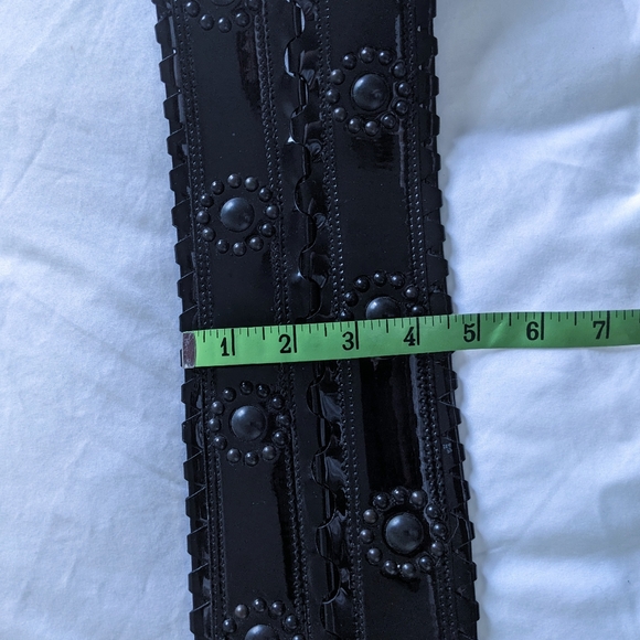 ALAÏA Paris Black Patent Leather with Stud Detailing Belt Made in Italy - Picture 5 of 5